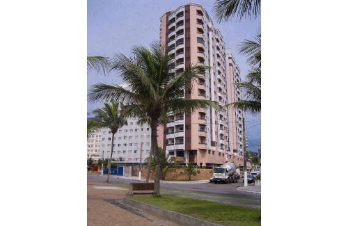 Mirim Apartment | Family-Friendly Getaway at Residencial João Orisaka