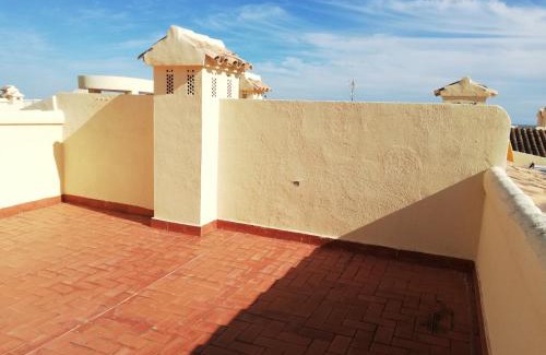 Xeraco Apartment | Family-Friendly Getaway at Residencial Les Motes