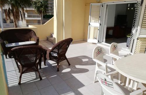 Xeraco Apartment | Family-Friendly Getaway at Residencial Les Motes