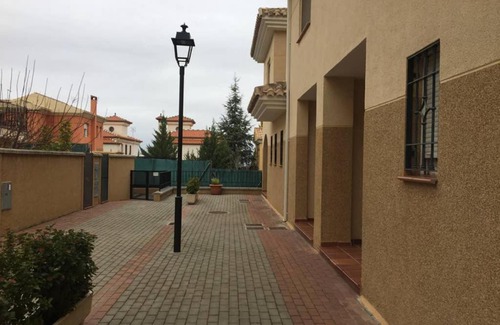 Barrio de la Vega Apartment | Relaxing Stay at Residencial Los Miradores in Monachil