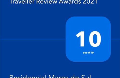 Ingleses Norte Apartment | Top-Rated Residencial Mares do Sul with Pool & Family Amenities