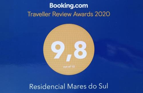Ingleses Norte Apartment | Top-Rated Residencial Mares do Sul with Pool & Family Amenities