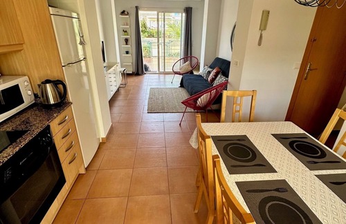 Oropesa del Mar House | Cozy Residencial Vacacional Nova Oropesa with Oceanfront Pool