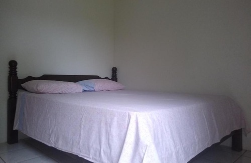 Camamu Apartment | Budget-Friendly Residencial Ravasco: Pet & Child Friendly Stay