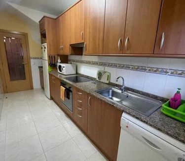 Miami Platja House | Beachside Retreat: Residencial Spiaggia Dorata, 4-Star Stay