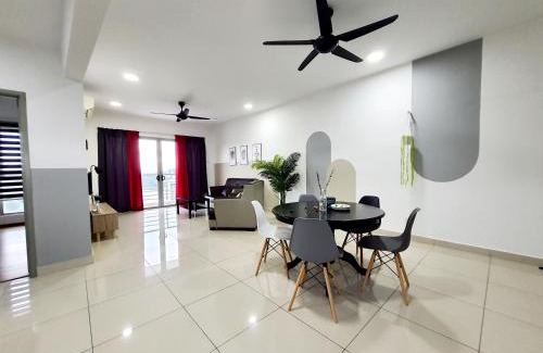 Bukit Jalil Apartment | Discover Residensi Flora: Rated 9/10 with Pool Access