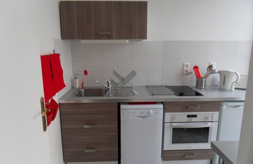 Gare Apartment | Cozy Residential Flat in Paris - Guest Rated 9.6/10