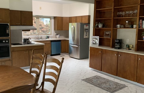 Lima House | Ideal Retreat Near Park in Family-Friendly Neighborhood