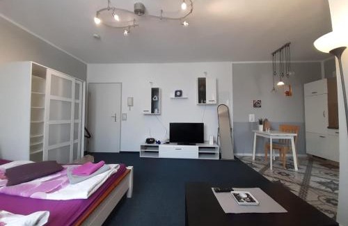 Peenemuende Apartment | Pet-Friendly Residenz am Peeneplatz with Ocean Views