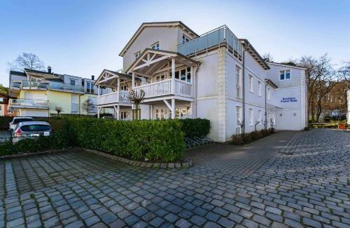 Binz Apartment | Pet-Friendly Stay at Residenz an der Prorer Wiek, App 06