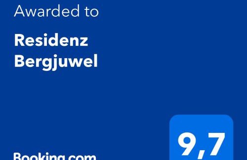 Pfarrwerfen Villa | Explore Residenz Bergjuwel: 4-Star Stay with Pool & Pets