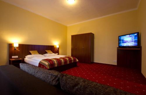 Gmund Apartment | Pet-Friendly Residenz Royal with Ocean Views & High Ratings