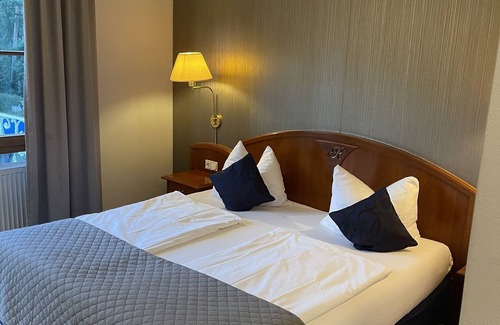 Motzen Hotel | Explore Residenz Seehotel Berlin Brandenburg: Pool & Spa Awaits