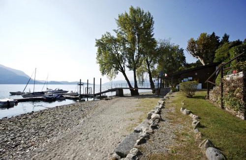 Susello Apartment | Relax at Residenz Villa Ada Troubetzkoy with Oceanfront Views