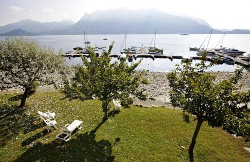 Susello Apartment | Relax at Residenz Villa Ada Troubetzkoy with Oceanfront Views