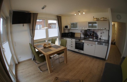 Duhnen Apartment | Guest Rated 10/10: Residenz Windjammer with Pet-Friendly Amenities