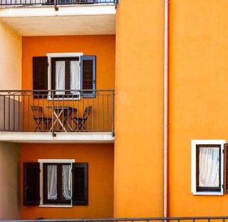 Feriolo House | Scenic Lakeside Retreat at Residenza a Schiera Feriolo