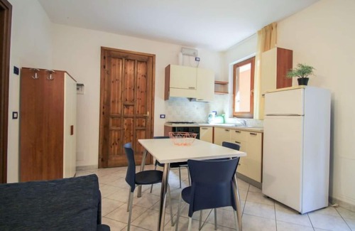 Luino Apartment | Pet-Friendly Residenza Agrifoglio: Oceanfront Relaxation