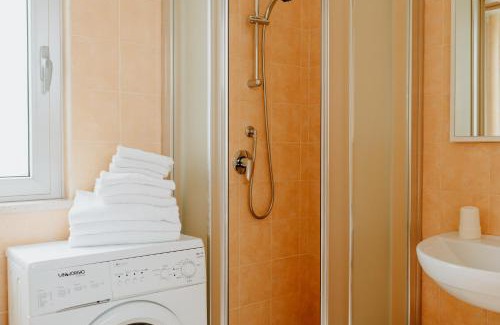 Marina di Vasto Apartment | Oceanfront Residenza Alpaluba: Guest Rated 10/10 Stay