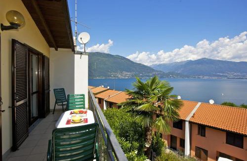 Pino Lago Maggiore Apartment | Child-Friendly Retreat at Residenza Arcobaleno - Rated 9/10