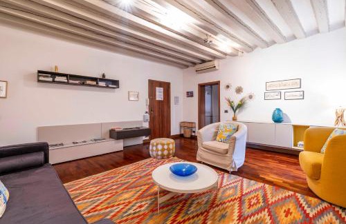 Cannaregio Villa | Discover Family-Friendly Comfort at Residenza Ca' Giacomo