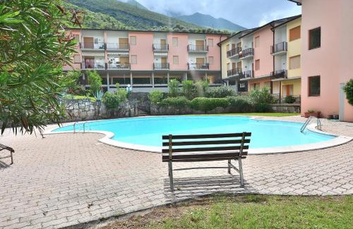 Malcesine Apartment | Relaxing Residenza Candor: Pool & Pet-Friendly Retreat