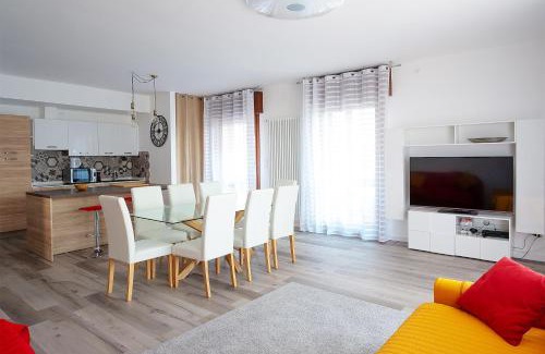 Olmo di Mira Apartment | Discover Residenza Conte Manetti - Family-Friendly Retreat