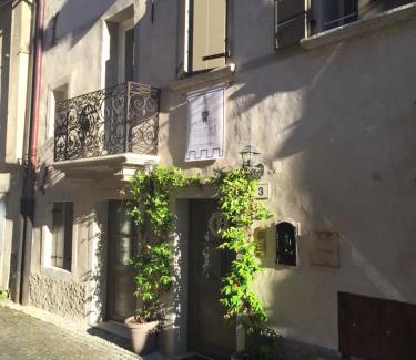 Polcenigo Apartment | Remarkable Residenza Dei Tolomei: Pet & Child Friendly Retreat