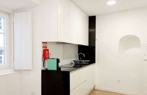 Leiria Apartment | Guest Rated: 10/10 at Residenza Dutzu ApartHotel