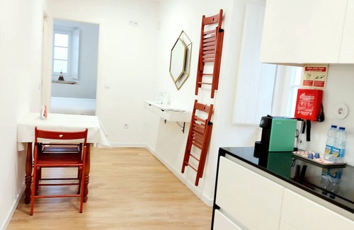 Leiria Apartment | Guest Rated: 10/10 at Residenza Dutzu ApartHotel