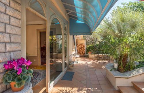 Corciano Apartment | Pet-Friendly Residenza Eda with Pool & Restaurant
