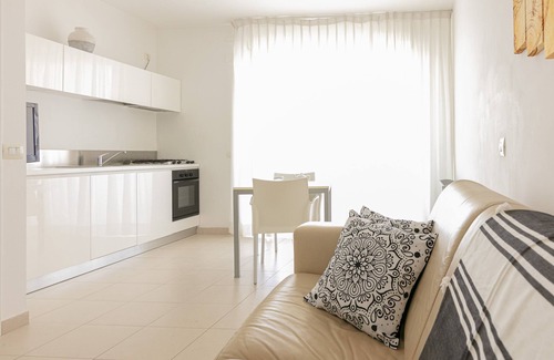 Marina di Vasto Apartment | Residenza Excelsior: Family-Friendly Oasis with Ocean Views