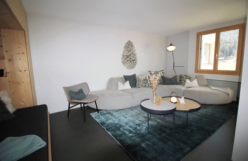 Sils-Maria Apartment | Residenza Lagrev - 3 room flat no. 205 - type 30A - 2nd floor - S/O