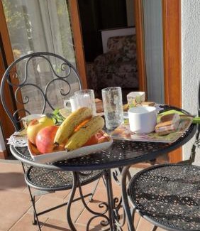 Campagnano di Roma Apartment | Guest Rated Residenza Lucia: Family-Friendly Retreat