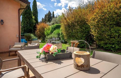 Perugia Apartment | Top-Rated Residenza Menta e Rosmarino with Family Amenities