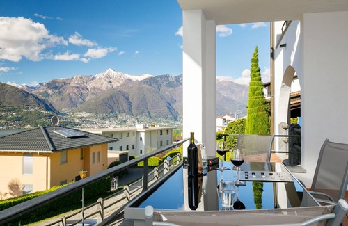 Gambarogno Apartment | Relaxing Residence Miralago Apt. D32 with Lake View & Spa