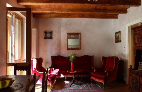 Vinadio House | Inviting Residenza Tre Corone: Top Rated with Breakfast