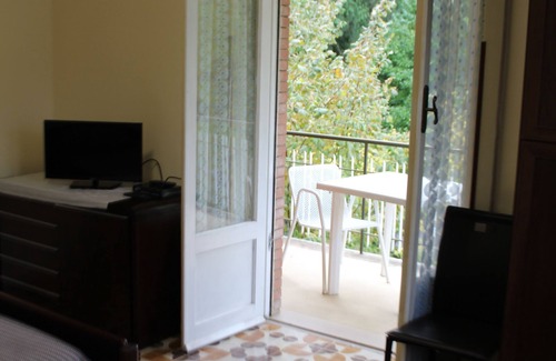 Ronciglione Bed & Breakfast | Discover Residenzadelia: 9.6/10 Rated with Family Amenities