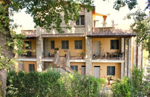 Collepepe House | Top-Rated Residenze l'Alberata: Pet-Friendly Comfort Awaits