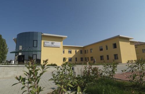 Fontevivo Apartment | Discover Residenze Parmensi: Pet-Friendly & Hot Tub Amenities