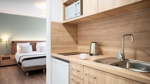 Faubourg-Raines Apartment | Discover Residhome Dijon Cité Des Vignes - Rated 8.6/10