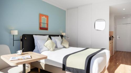 L'Arenas Apartment | Pet-Friendly Residhome Nice Aéroport with High Guest Ratings