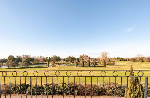 Vedene Apartment | Pet-Friendly Residhotel Golf Grand Avignon with Pool & Views