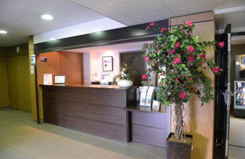 La Demi - Lune Apartment | Discover Family-Friendly Stays at Residhotel Lyon Lamartine