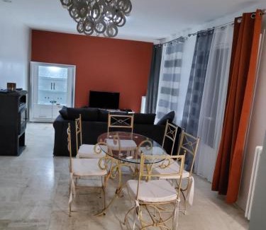 Bondoufle Apartment | Top-Rated Residom: Ideal for Families and Memorable Stays
