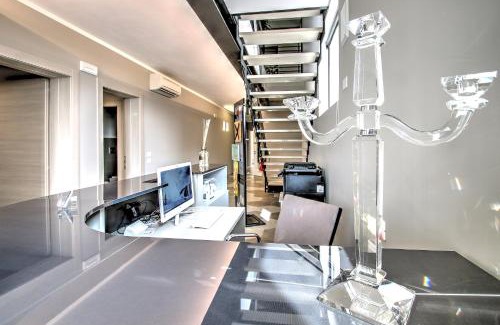 Mira House | Discover Resilienza: Guest Rated 9.2/10 for Unforgettable Stays