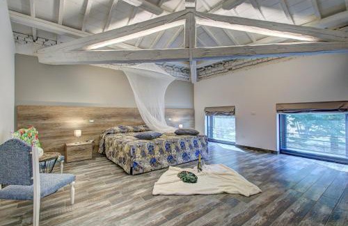 Mira House | Discover Resilienza: Guest Rated 9.2/10 for Unforgettable Stays