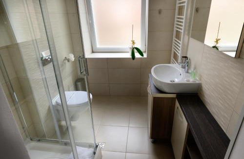 Resita Apartment | Top-Rated Resita Residence: Family-Friendly Retreat