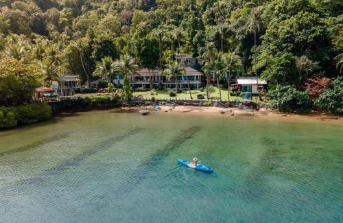 Bang Bao Bay Resort | Oceanfront Relaxation at Resolution Resort with Pool & Spa