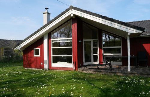Grossenbrode House | Relaxing Stay at Resort 1 Sea Lodge - Family & Pet Friendly